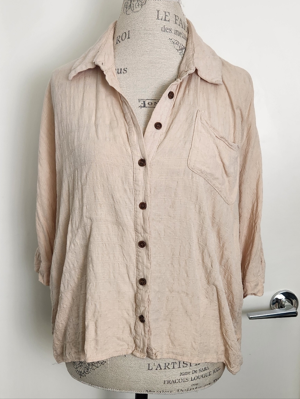 Vintage Beige Buttonup Safari Shirt - Picture 5 of 16
